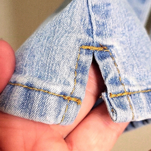 Vintage Lt Blue Faded Denim Capris with Pink Stitching and Beads on Back Pockets - Picture 2 of 7